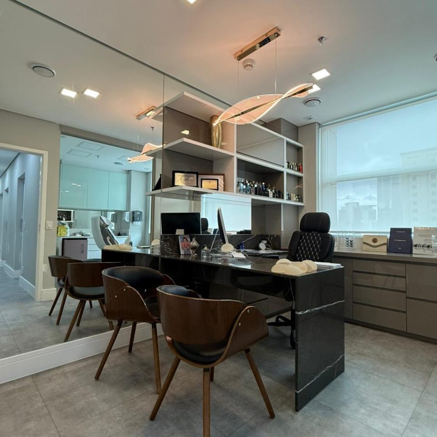 f7e08775-a88c-4a81-b326-0d8d7e891924